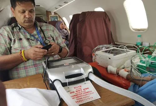 Patient Transfer from kanpur to Delhi